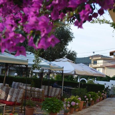 Hotel Ridal Vlorë Exteriör bild