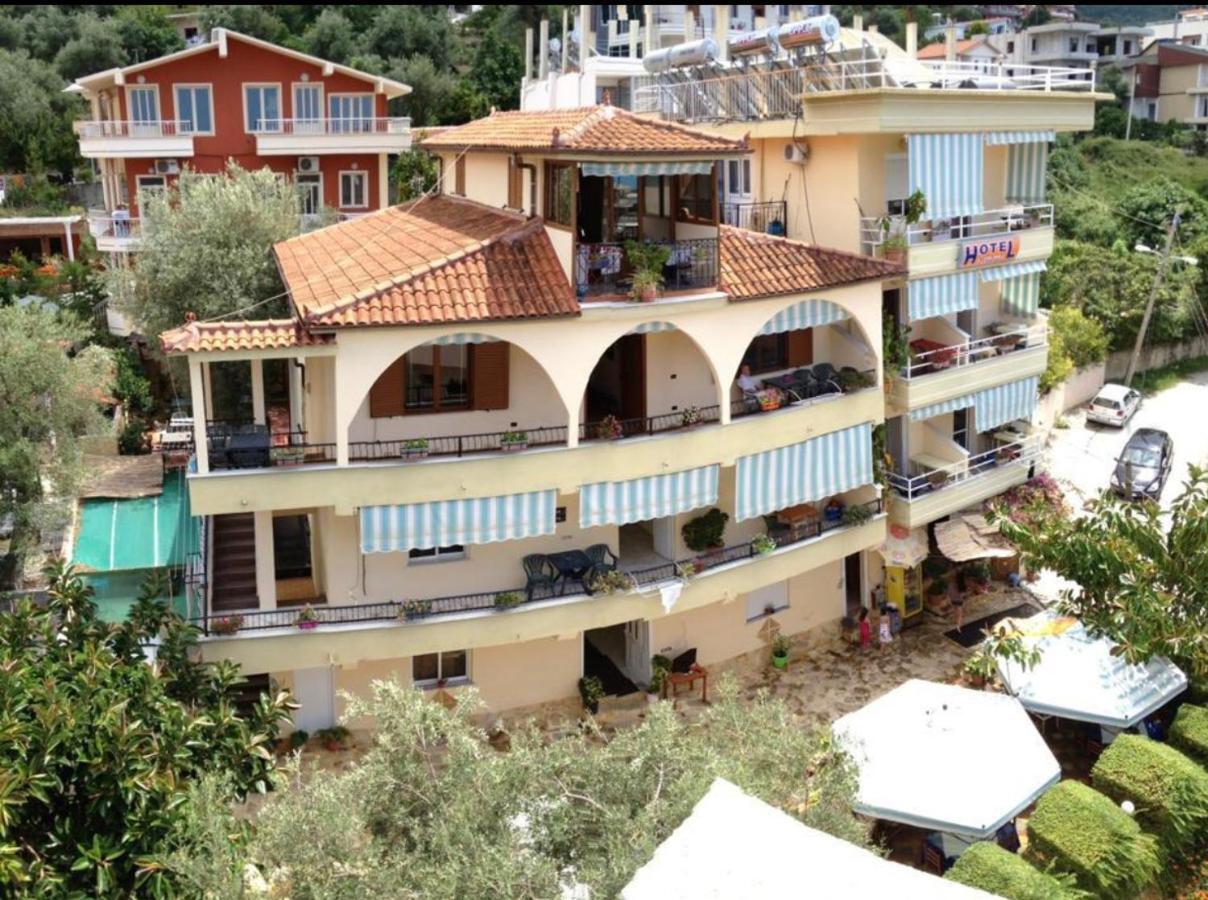 Hotel Ridal Vlorë Exteriör bild