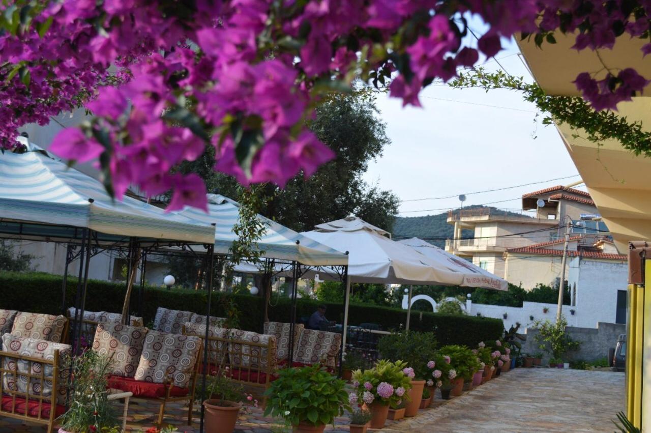Hotel Ridal Vlorë Exteriör bild
